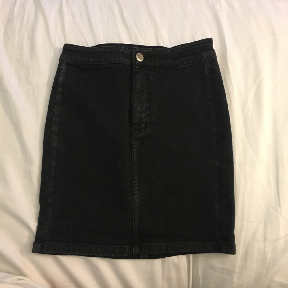 Black denim skirt